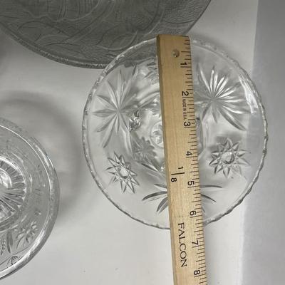Mixed Lot of Clear Glass = luncheon plates and 3 bowls
