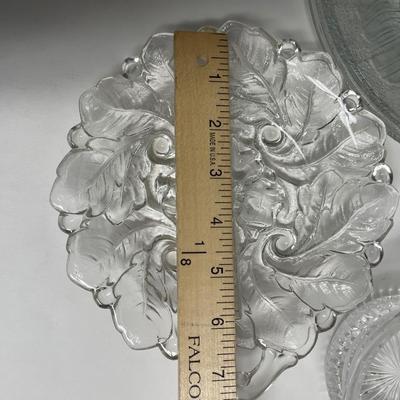 Mixed Lot of Clear Glass = luncheon plates and 3 bowls