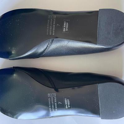 Brand New Soho Lab Black Leather Flats (Size 7)