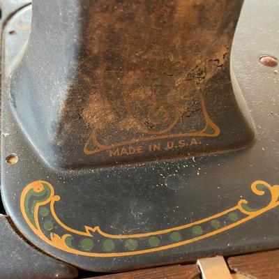 Vintage Damascus Sewing Machine and Cabnet
