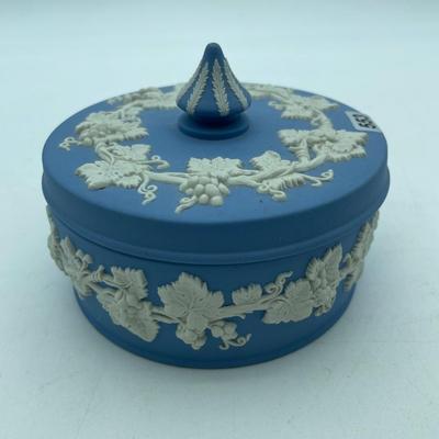 Wedgwood trinket vanity/dresser dish
