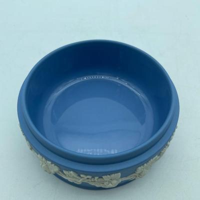 Wedgwood trinket vanity/dresser dish