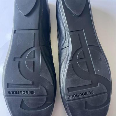Brand New SE Boutique by Sam Edelman Black Leather Flats (Size 7)