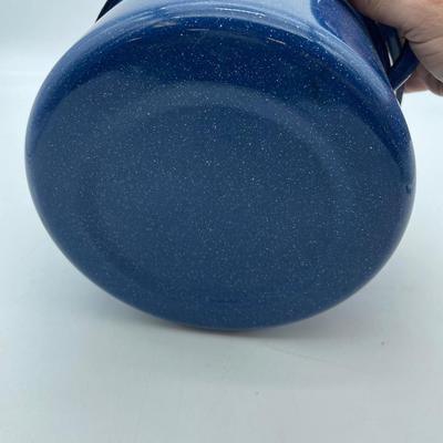 Enamelware pot