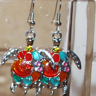 JEWELRY SET Includes Very Colorful TURTLE Earrings (1¼" x 1") with Wire Hook Clasp & PENDANT (2¾" x 2¼") on a...