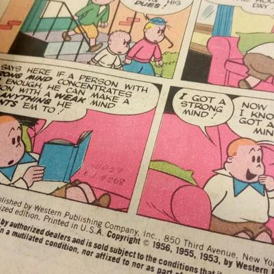 LOT 144 LITTLE LULU COMIC BOOK