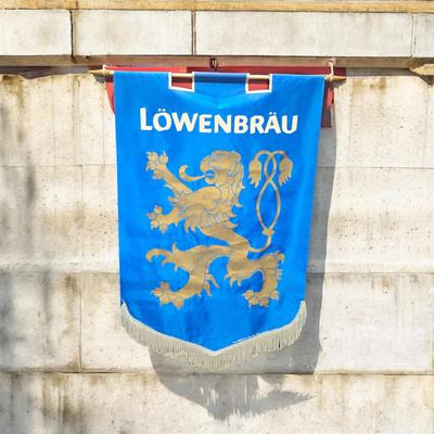Löwenbräu Pennant Flag