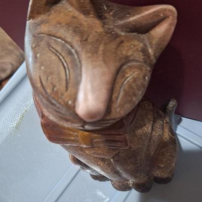 Hand carved wooden cat made in Thailand