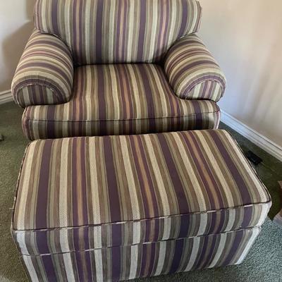 Large Comfy Sofa Chair with Ottoman