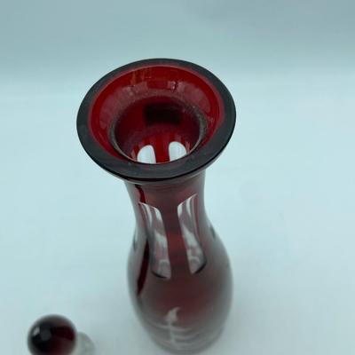Gorgeous burgundy decanter w/stopper