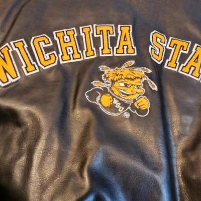 Steve & Barry WSU Wichita State, Size Med bomber Jacket