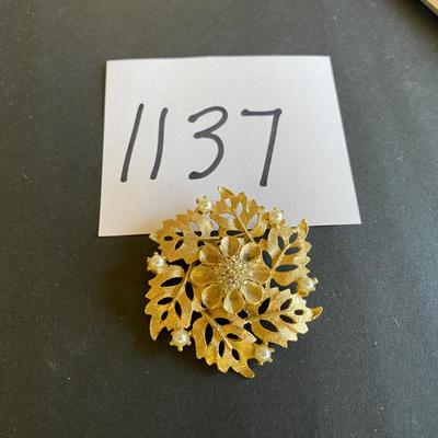 Vintage Brooch