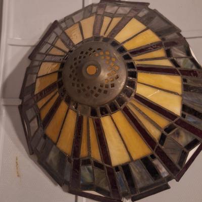 Stained glass lamp shade