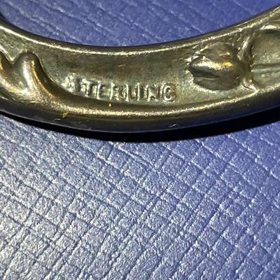 Antique Scarce Sterling Silver Magnifying Glass Pendant in VG Preowned Condition as Pic'd.
