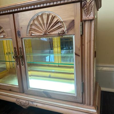 Pulaski Pine Display Cabinet with Bottom Light