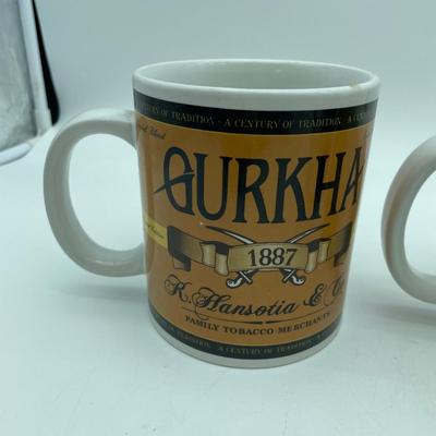 Set of 4 coffee mugs