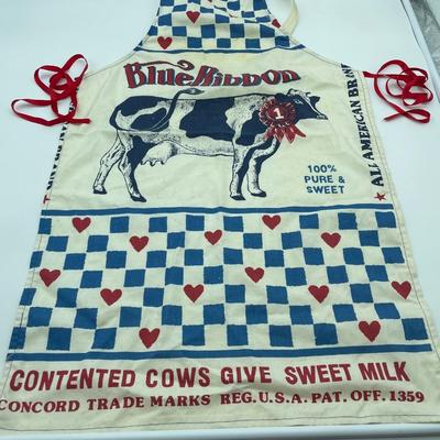 Blue ribbon apron