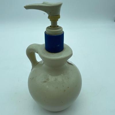 Avon jug pump