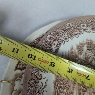 Fair Winds Alfred Meakin Staffordshire England Plate & Currier & Ives "Harvest" Churchill Plate