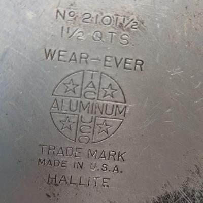 Wear-Ever Aluminum Hallite Pots & Pans