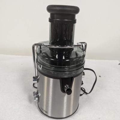Assortment Of Kitchen Ware