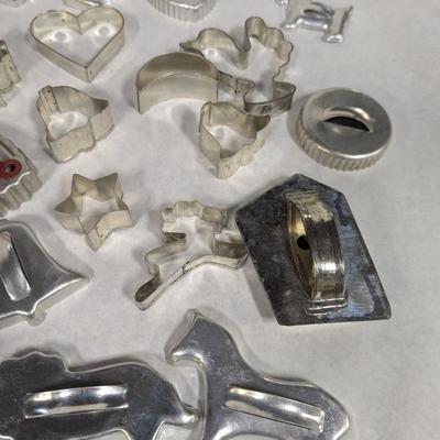 Assortment Of Vintage Cookie Cutters
