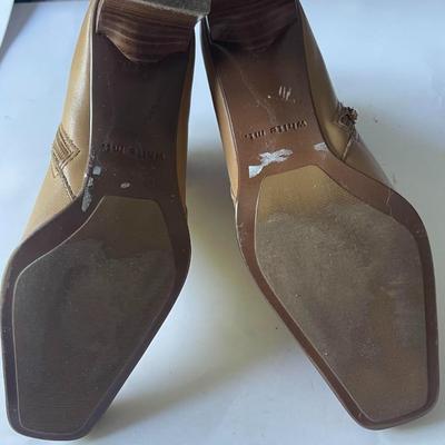 White Mountain Camel Leather Ankle Boots, Size 6.5