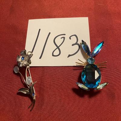 Brooch Lot