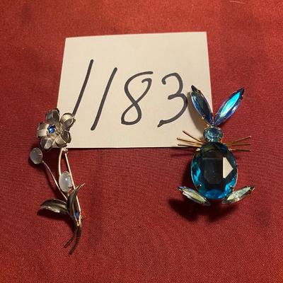 Brooch Lot
