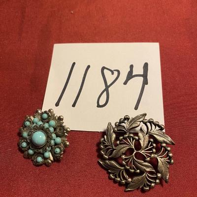 Brooch Lot