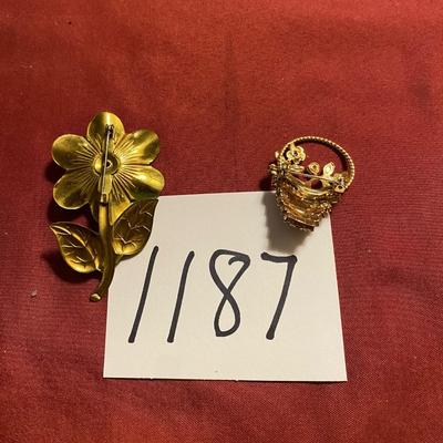 Vintage Brooch Lot