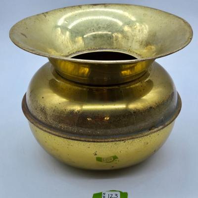 Spitoon