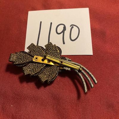 Brooch