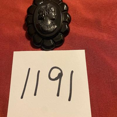 Vintage Bakelite Mourning Brooch