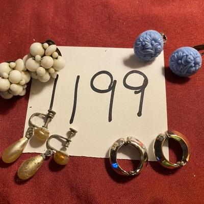Vintage Clip on Earrings