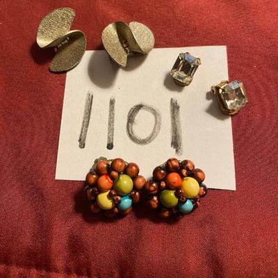 Vintage Clip on Earrings