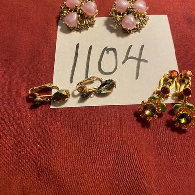 Vintage Clip on Earrings