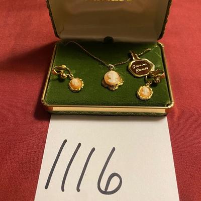 Vintage Cameo Necklace and Clip on Earrings