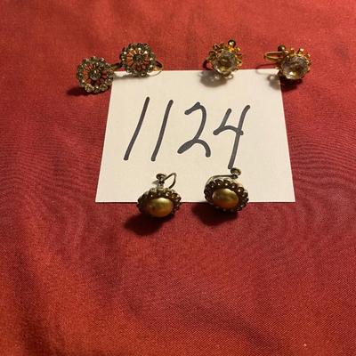 Vintage Clip on Earrings