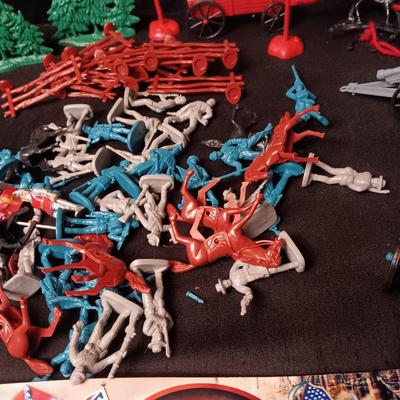LARGE AMERICAN CIVIL WAR PLAY SET