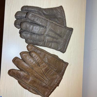Men’s Leather Shoes Size 9-9.5, Belts, & Gloves (PC-RG)
