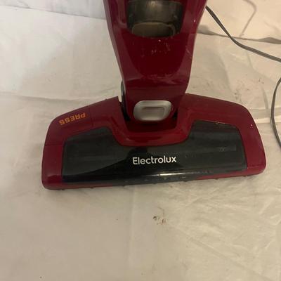 Electrolux Ergorapido Lithium Powered Cordless Vacuum (PB-MG)