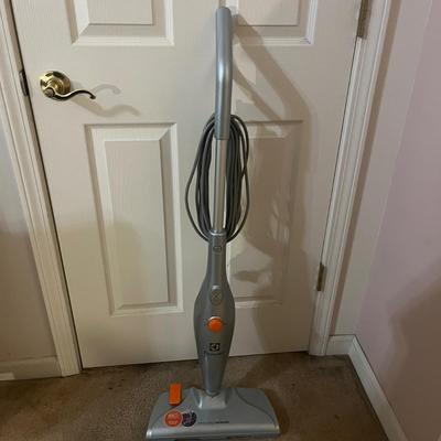 Electrolux Precision EL 9010A Steam Cleaner (PB-MG)