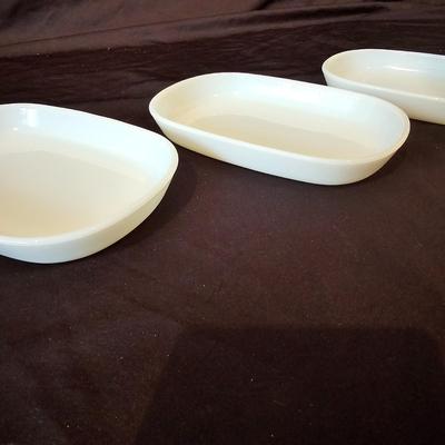 Assorted Corning Ware Dishes & More (K-JS)