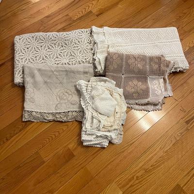 Crocheted Linens & Tablecloths (PB-MG)