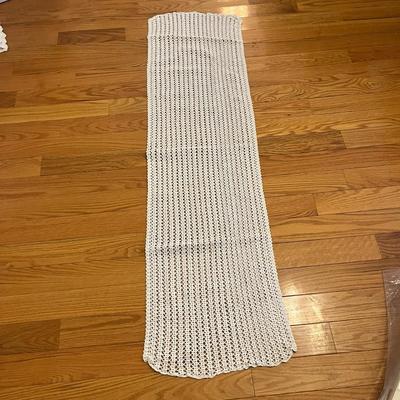 Crocheted Linens & Tablecloths (PB-MG)