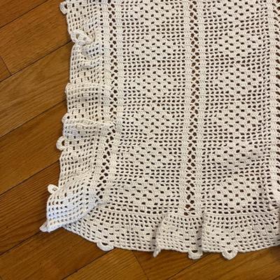 Crocheted Linens & Tablecloths (PB-MG)
