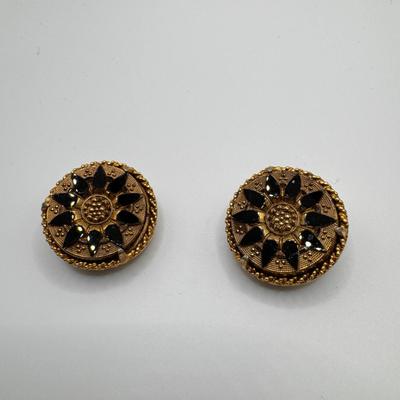 Elegant Evening Style Clip-On Earrings (K-DZ)