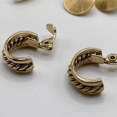 Elegant Evening Style Clip-On Earrings (K-DZ)