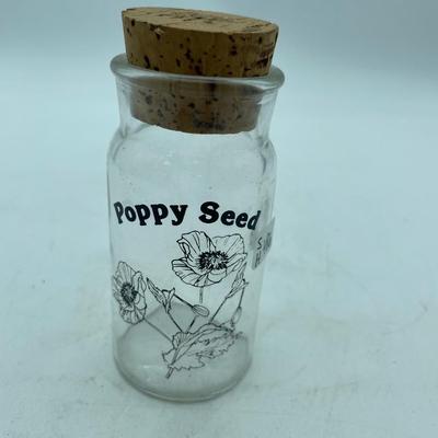 Poppy seed jar